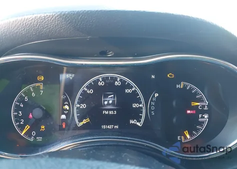 2014 Jeep Grand Cherokee Laredo z USA, uszkodzony, nr VIN 1C4RJEAGXEC290752